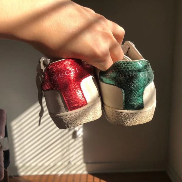 Gucci sneaker with pineapple and bug pattern - Picture 4 of 5